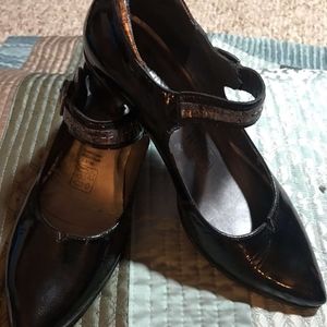 Geo Reino Mary Jane shoes